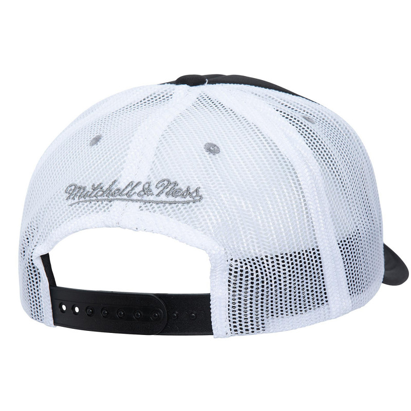 MITCHELL & NESS SIDELINE RAIDER NATION TRUCKER CAP