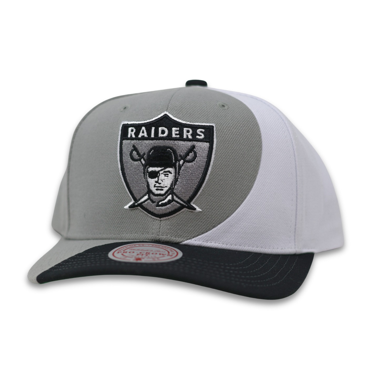 Mitchell & Ness Raiders Yin Yang Curve Pro Crown Cap | Official